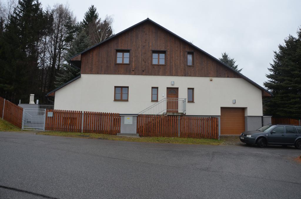 Apartament Haus Tolstejn Jiřetín pod Jedlovou Zewnętrze zdjęcie