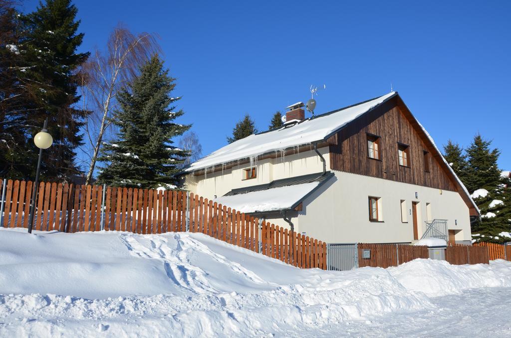 Apartament Haus Tolstejn Jiřetín pod Jedlovou Zewnętrze zdjęcie